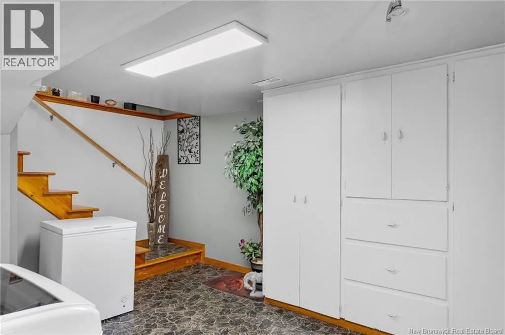 269 Whitepine Road