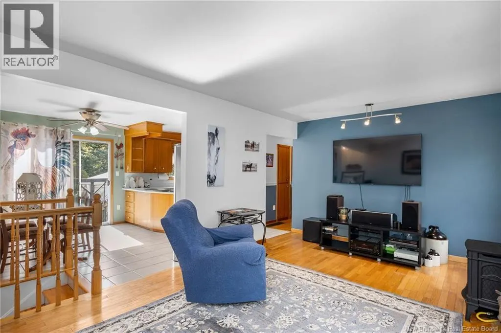 269 Whitepine Road