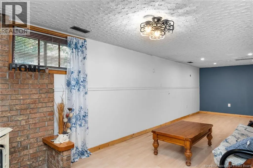 269 Whitepine Road