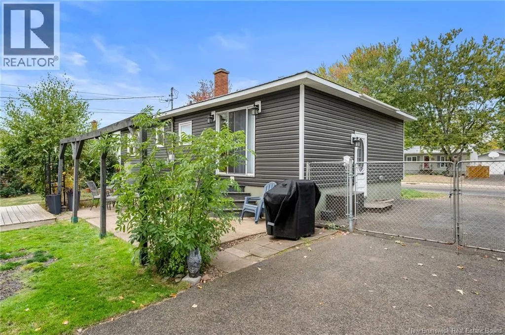 269 Whitepine Road