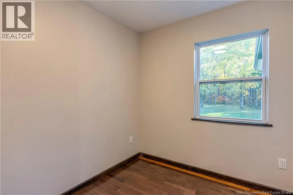 381 Caledonia Road