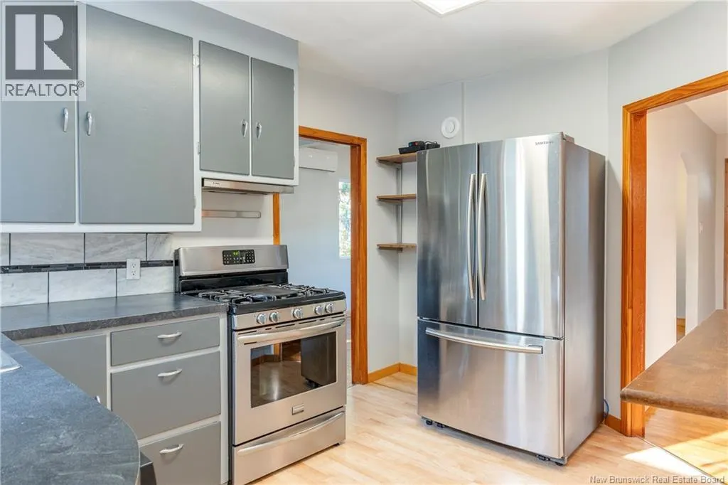 381 Caledonia Road