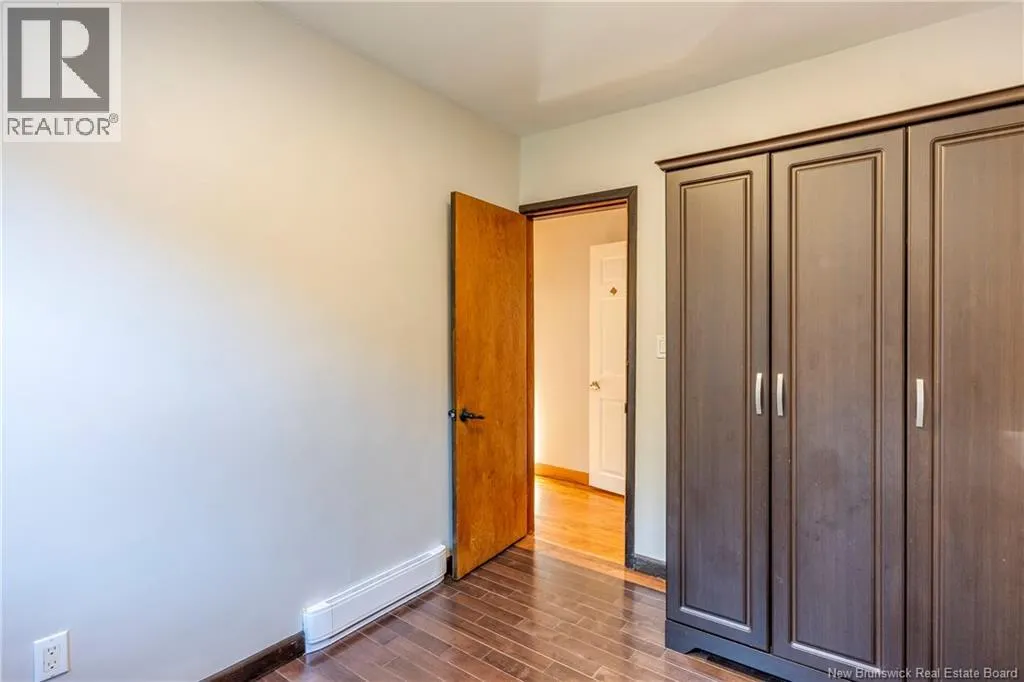 381 Caledonia Road