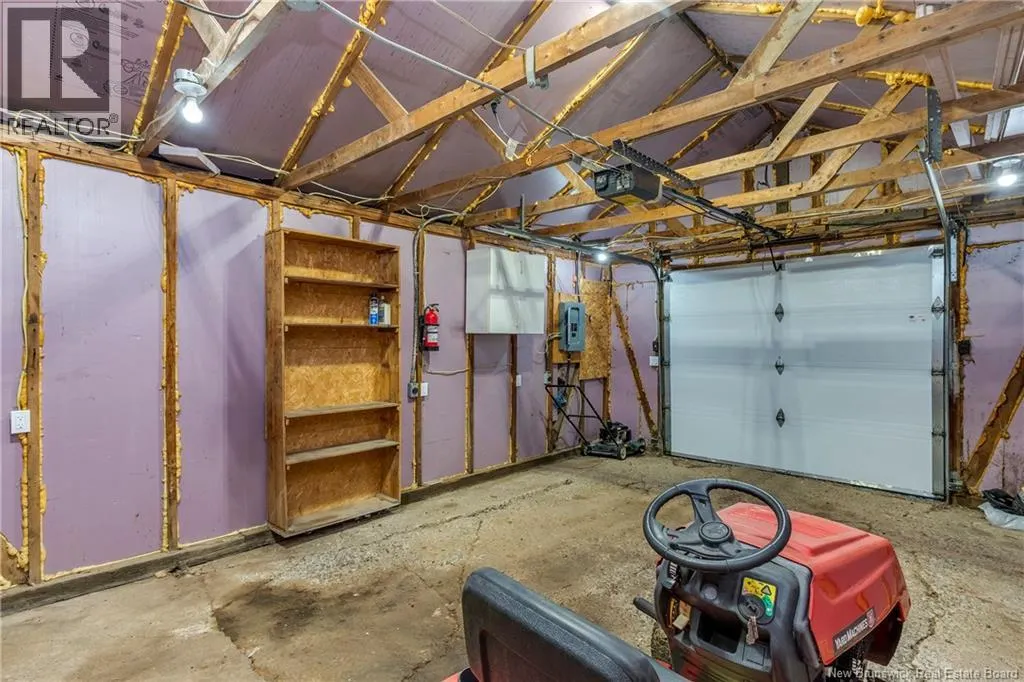 381 Caledonia Road