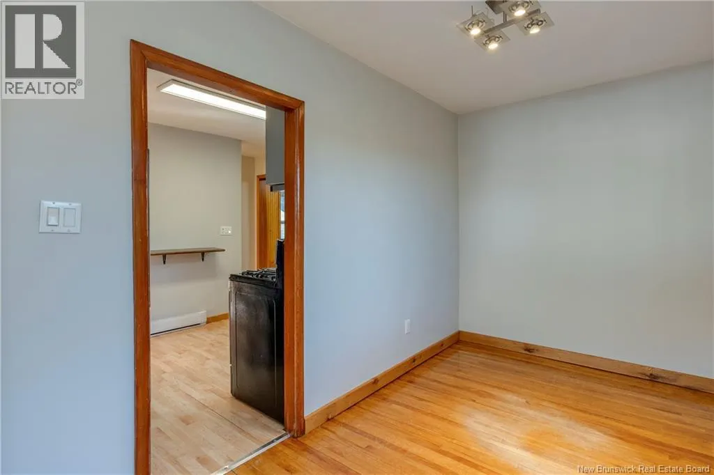 381 Caledonia Road