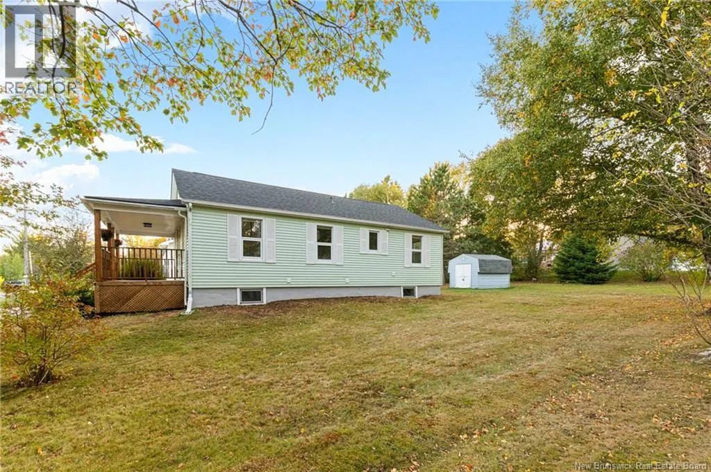 42 Squire St