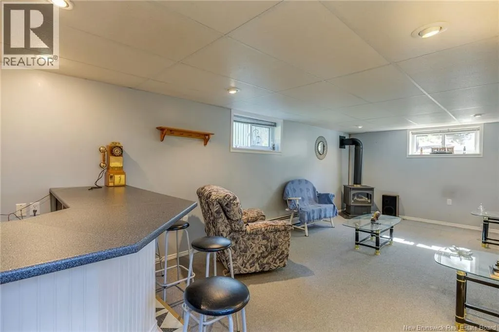 44 Fernwood Avenue