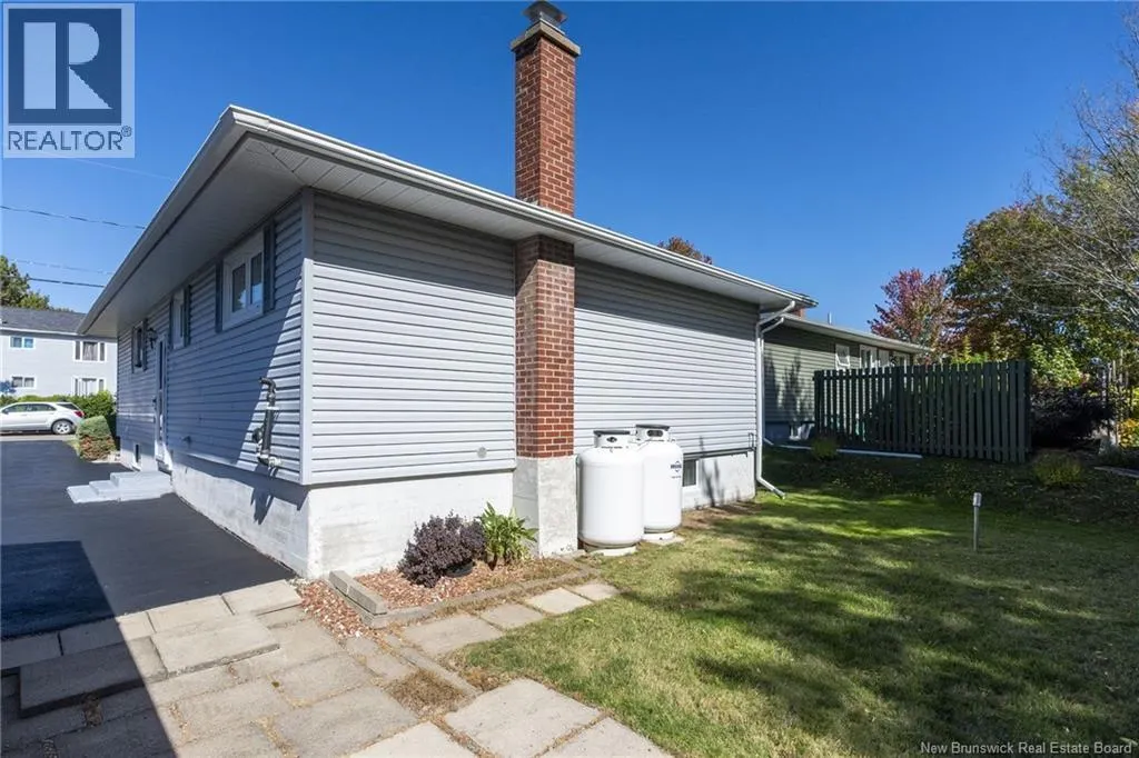 44 Fernwood Avenue