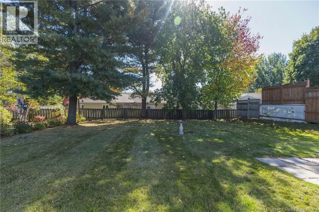 44 Fernwood Avenue