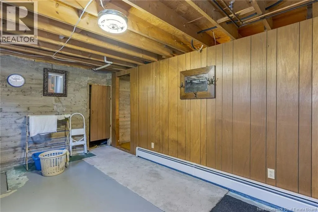 44 Fernwood Avenue