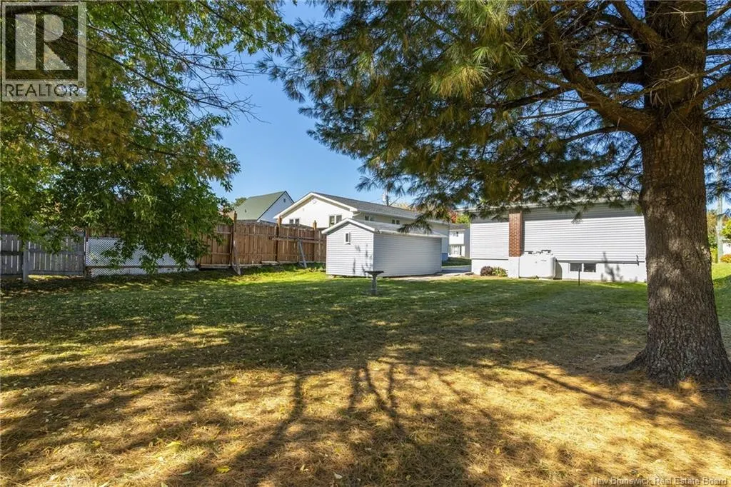 44 Fernwood Avenue