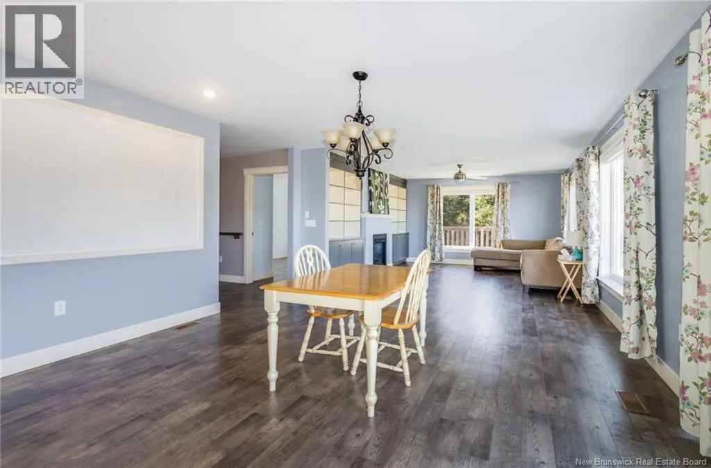 10 Whitetail Street