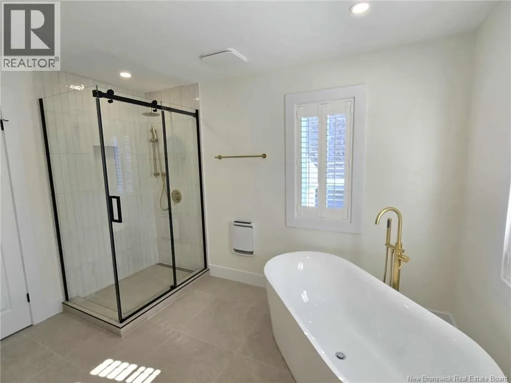 2156 Queen Elizabeth Drive