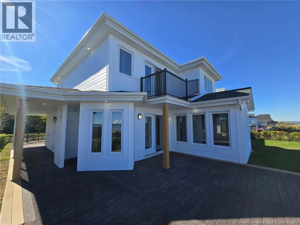 2156 Queen Elizabeth Drive
