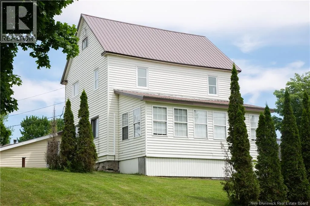 4 Cedar Street