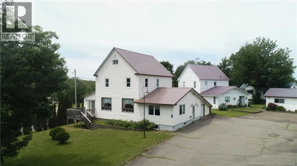 4 Cedar Street
