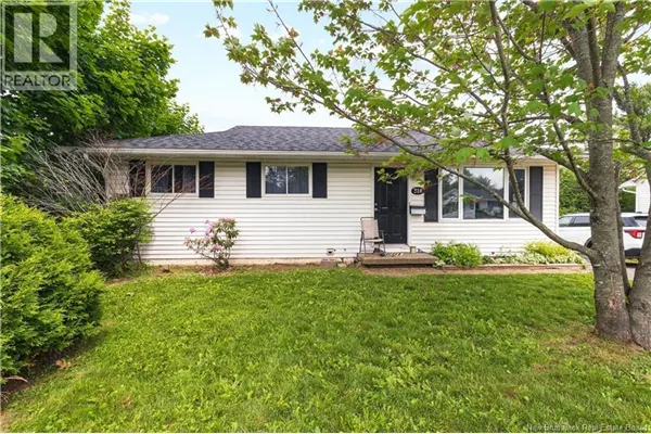 318 Canterbury Drive