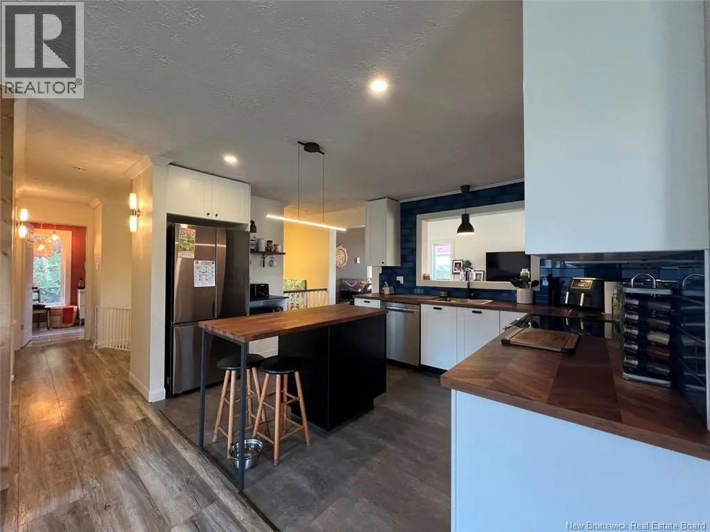 5474 Centrale Road