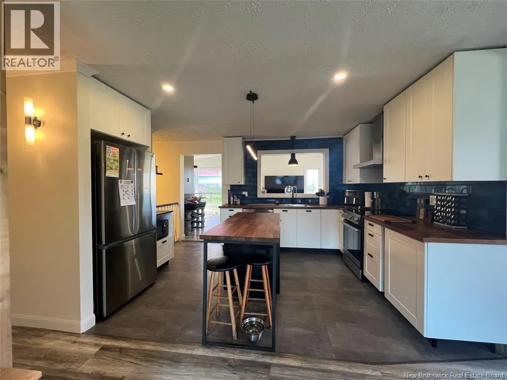5474 Centrale Road