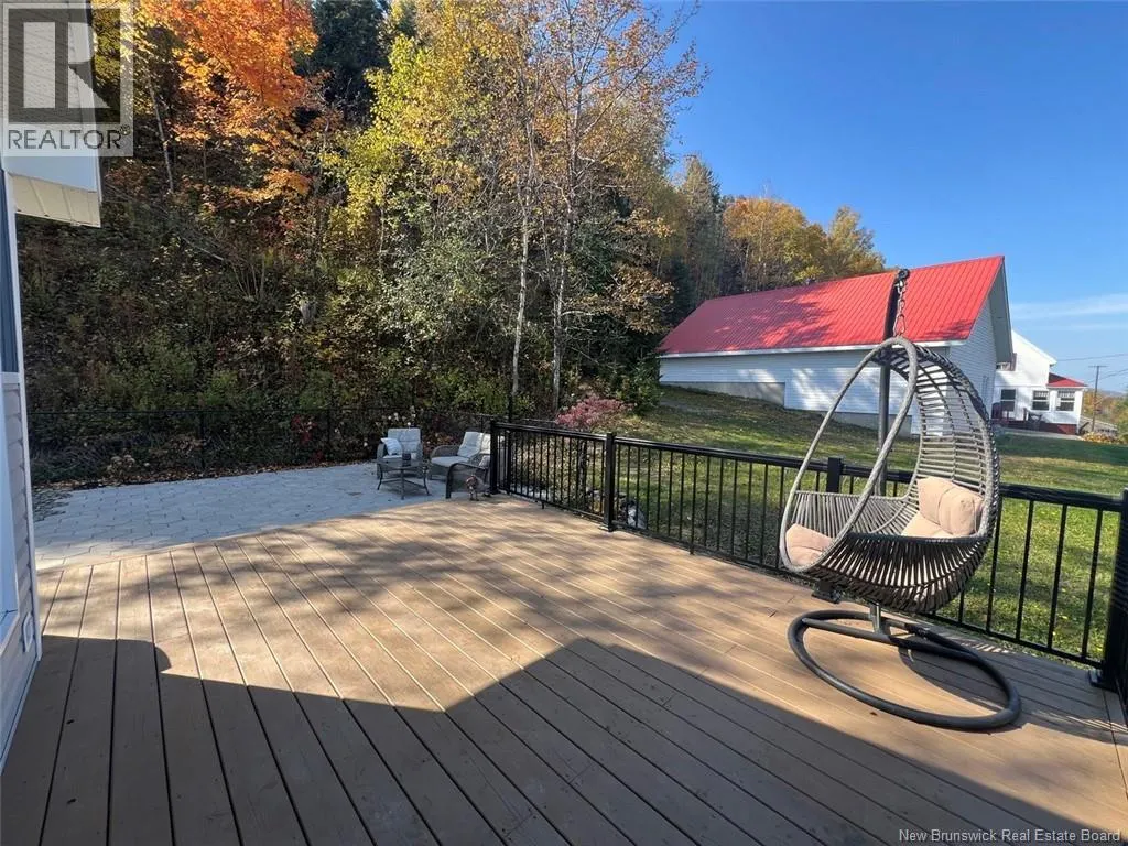 5474 Centrale Road