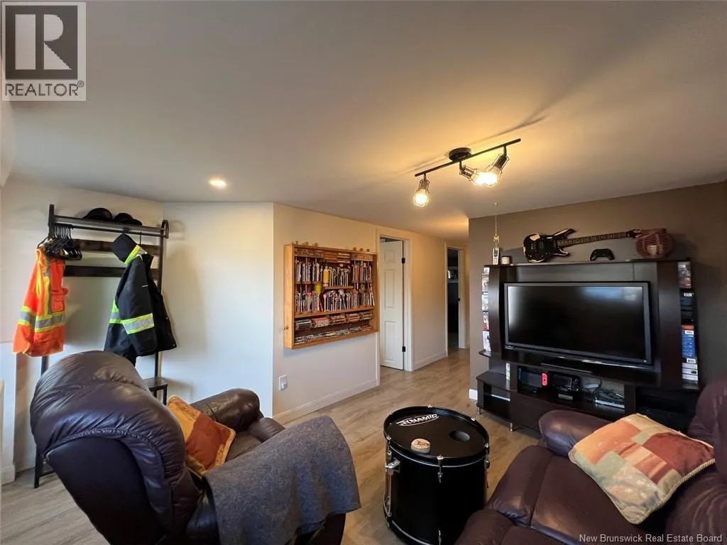 5474 Centrale Road