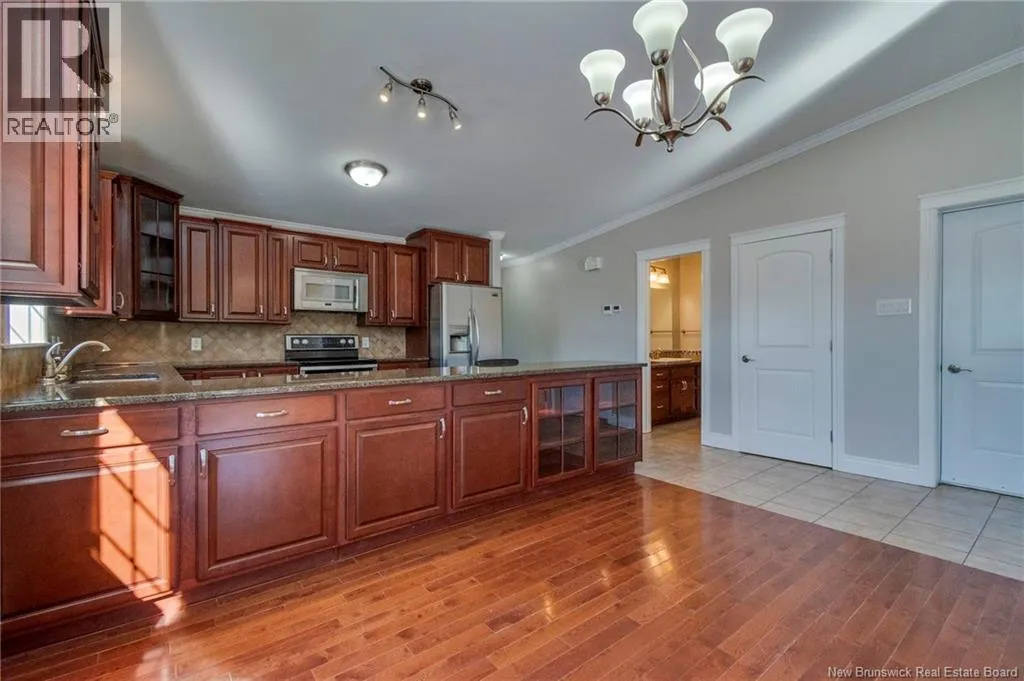 166 Arlington Crescent