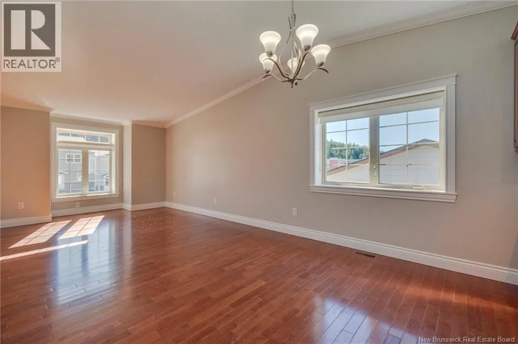 166 Arlington Crescent