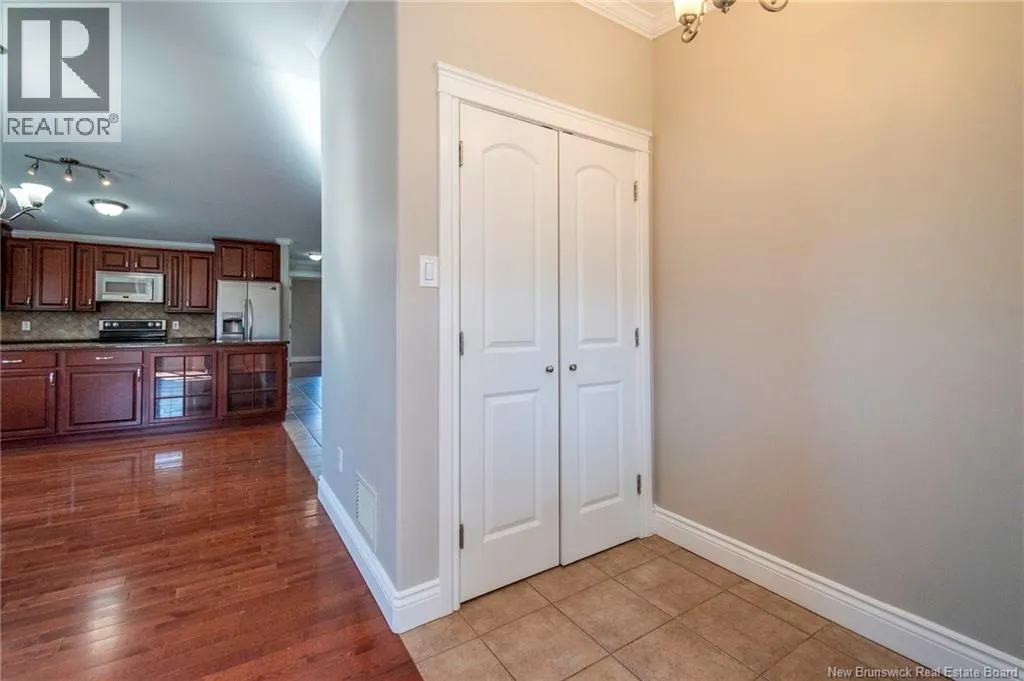 166 Arlington Crescent