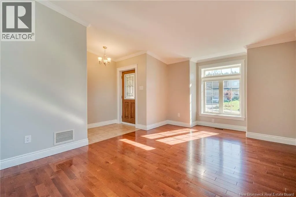 166 Arlington Crescent