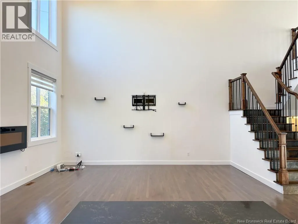44 Bicentennial Drive