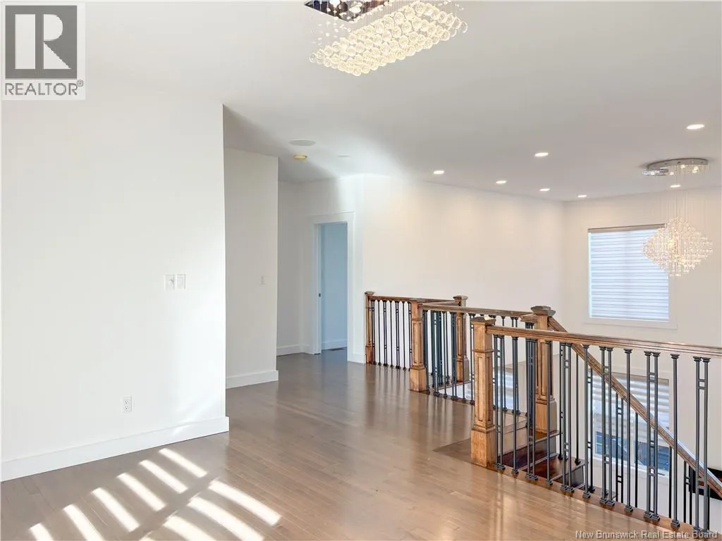 44 Bicentennial Drive