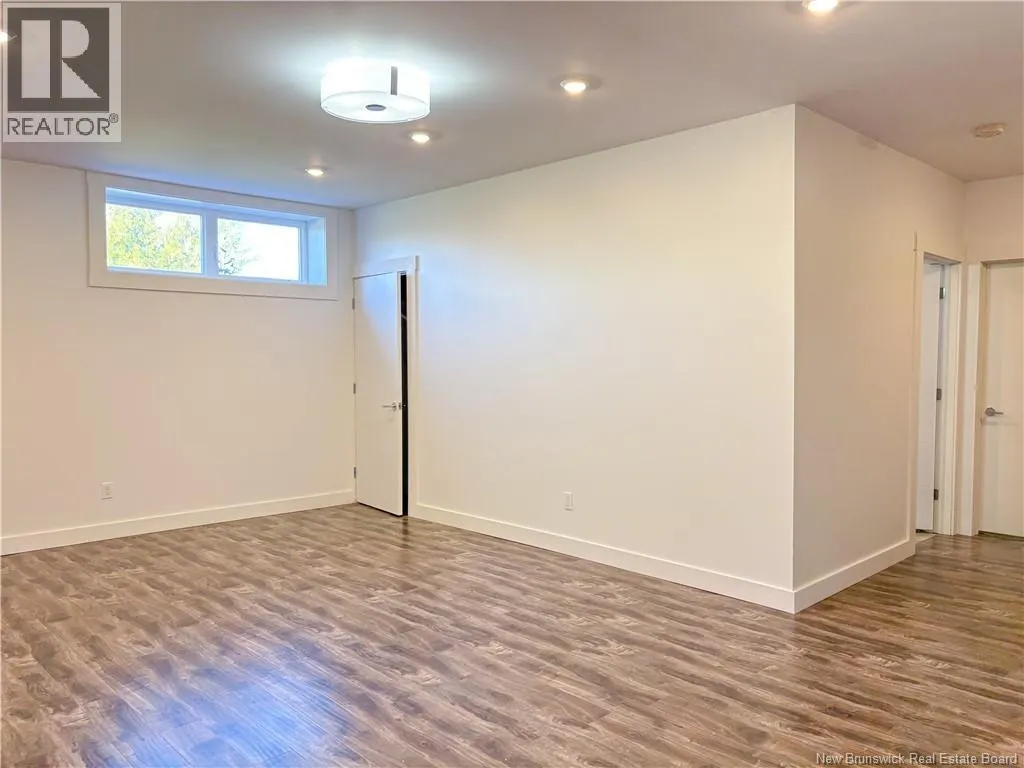 44 Bicentennial Drive
