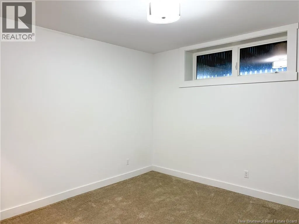 44 Bicentennial Drive