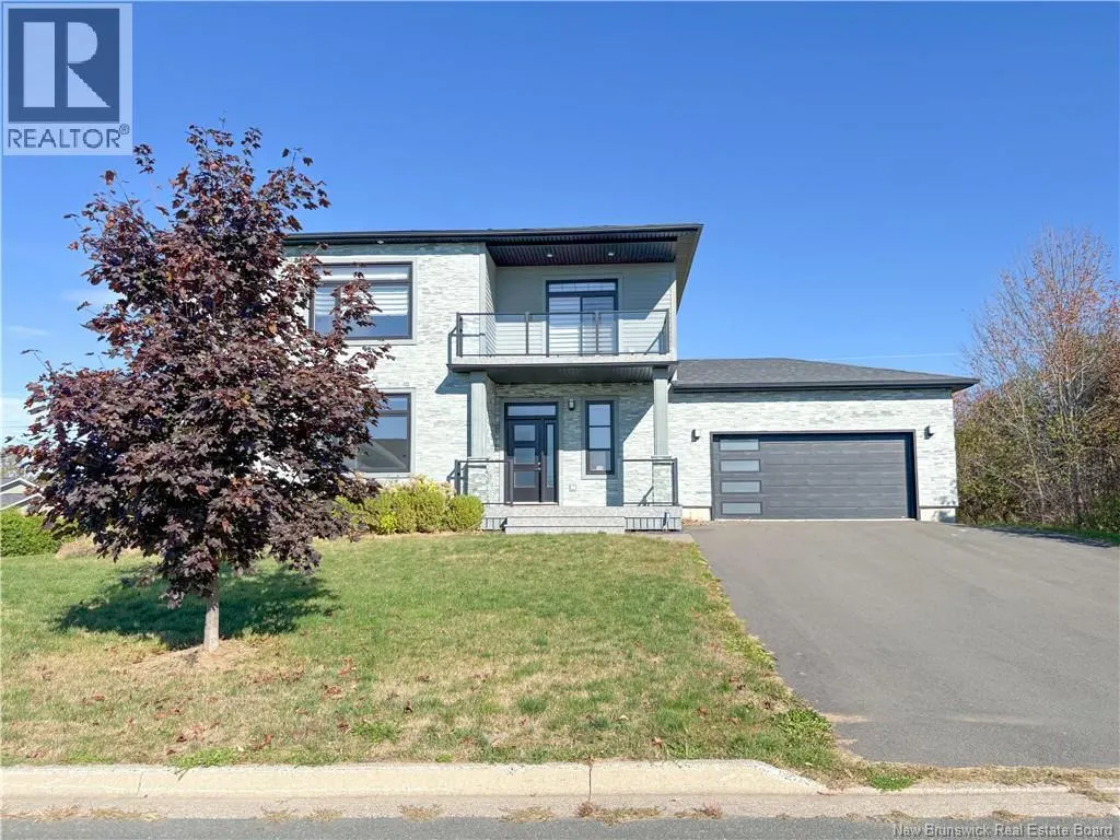 44 Bicentennial Drive