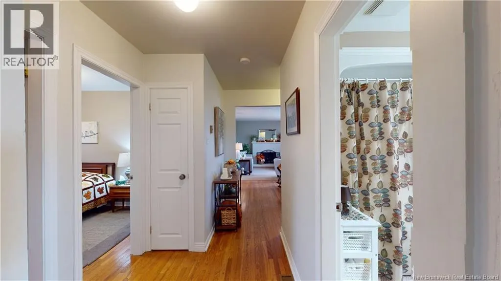 2 Rosedale Crescent