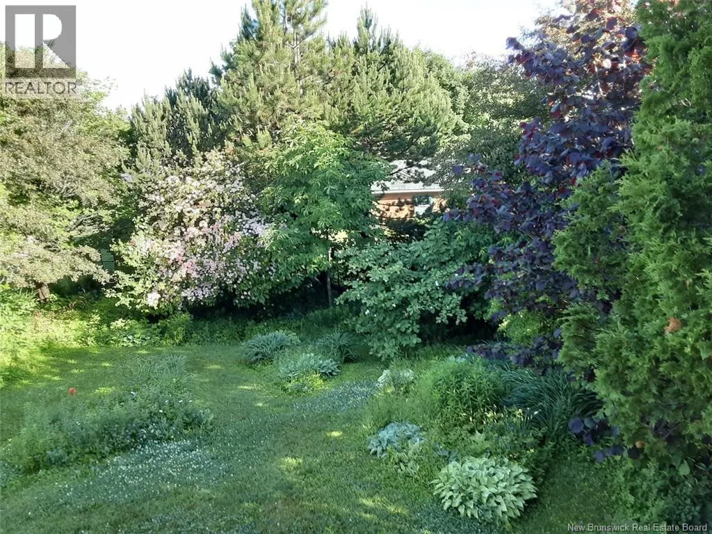 2 Rosedale Crescent