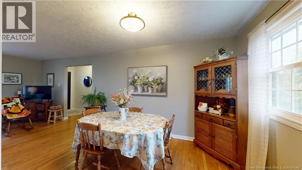 2 Rosedale Crescent