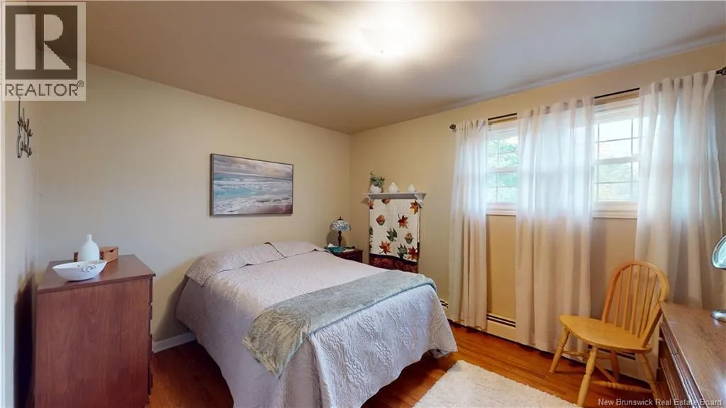 2 Rosedale Crescent