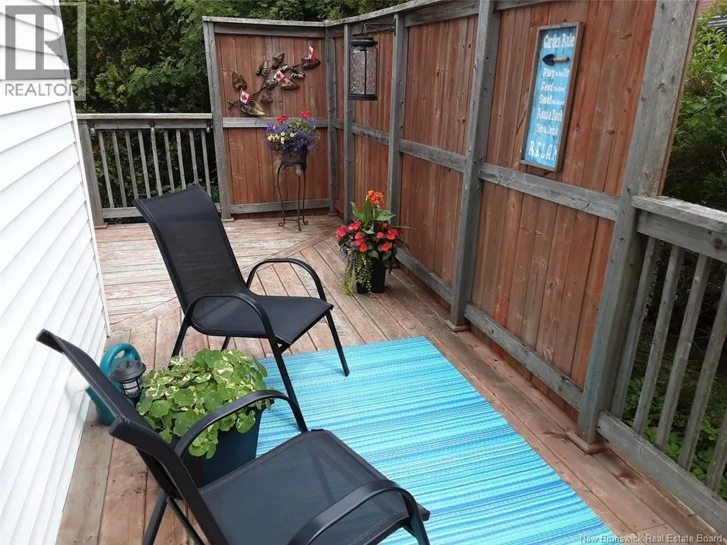 2 Rosedale Crescent
