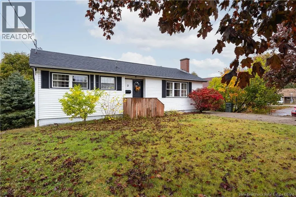 2 Rosedale Crescent