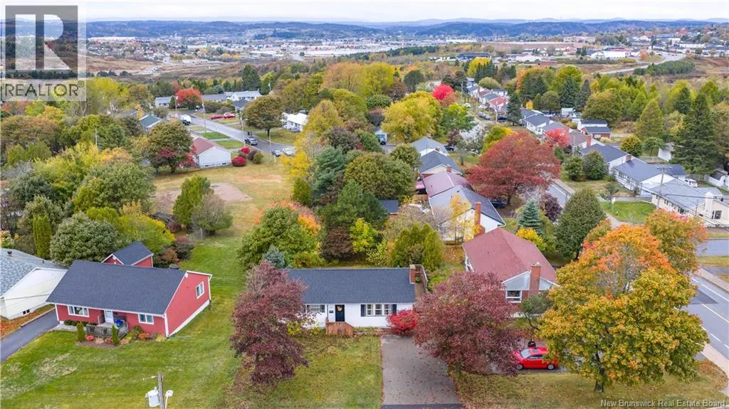 2 Rosedale Crescent