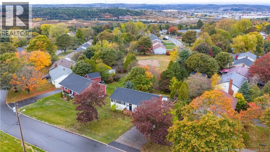 2 Rosedale Crescent