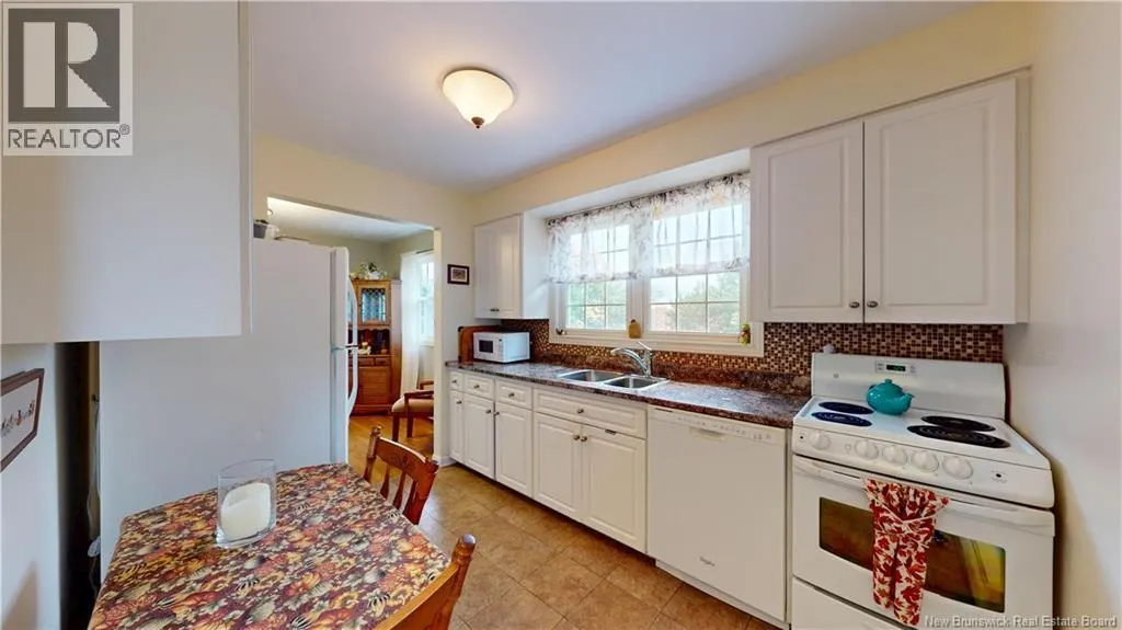 2 Rosedale Crescent