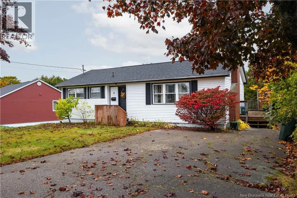 2 Rosedale Crescent