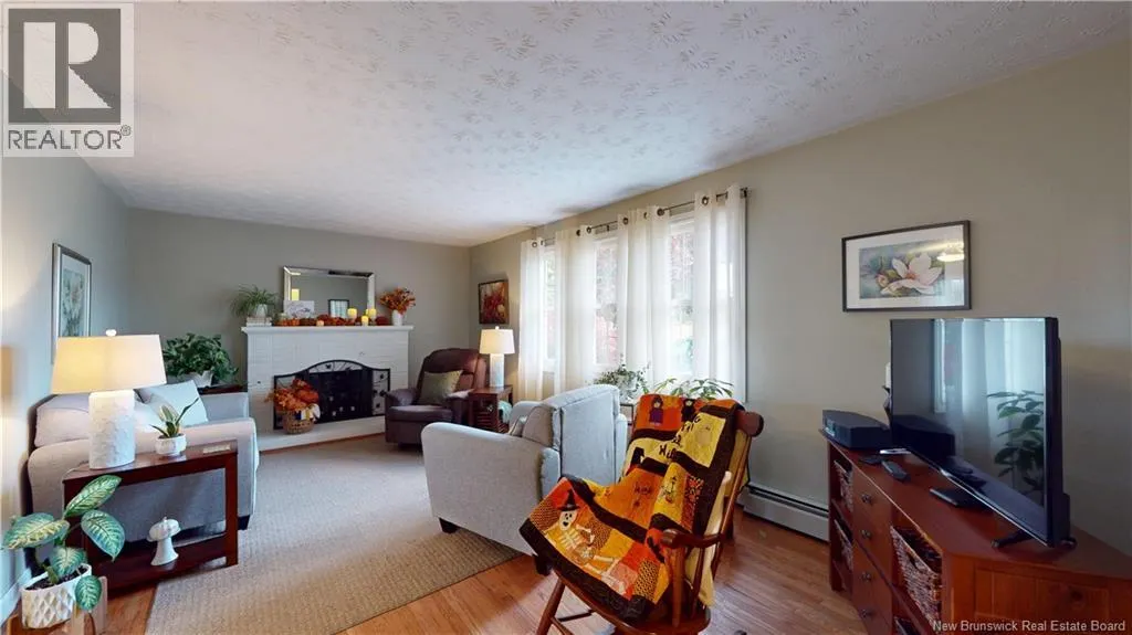 2 Rosedale Crescent