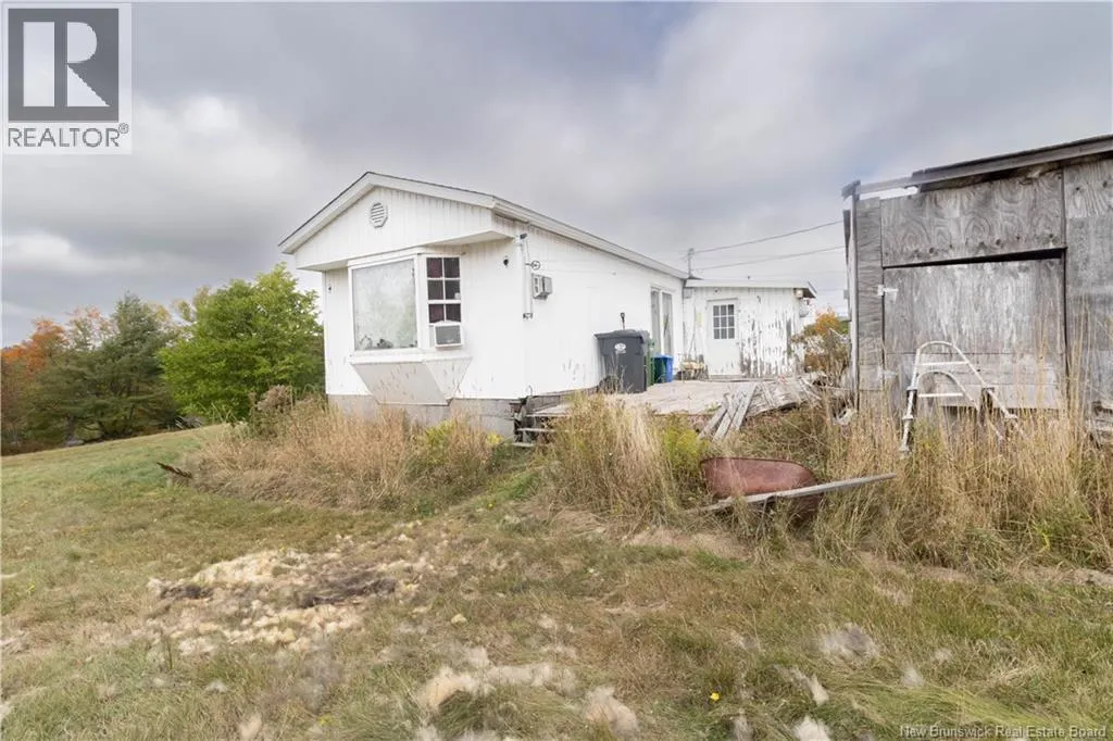 16 Smith Road