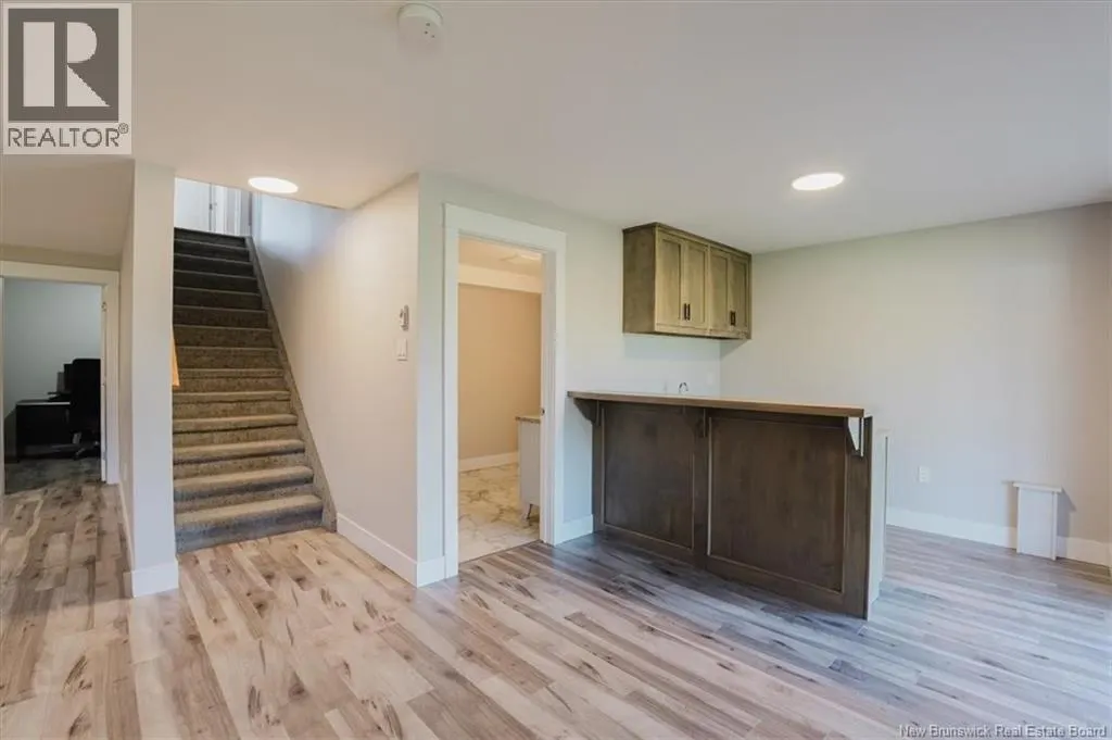 100 Nightingale Lane