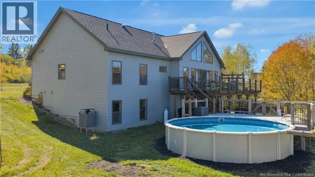 897 Riverview Drive East