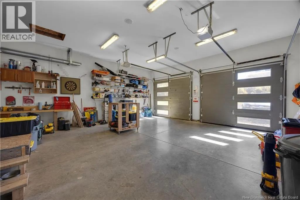 897 Riverview Drive East
