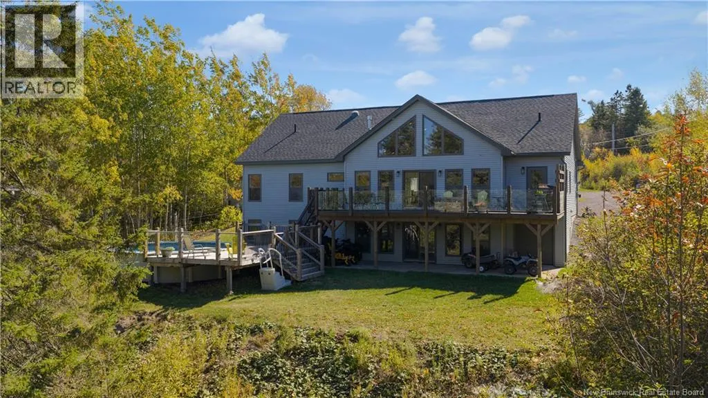 897 Riverview Drive East